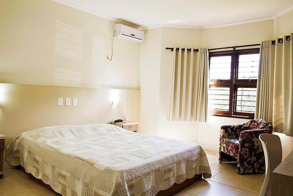Senior Parque Hotel Santa Rosa (Rio Grande do Sul) Room photo